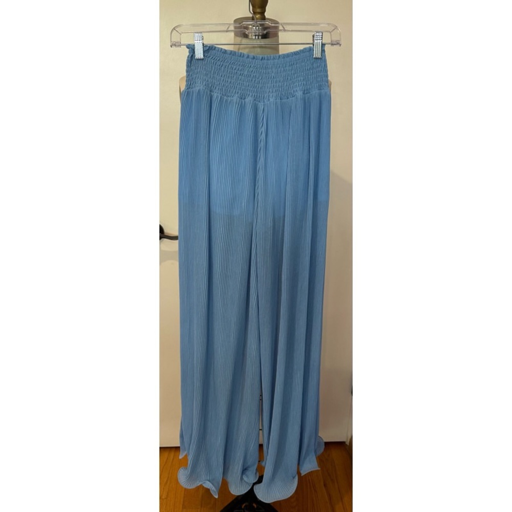 AKIRA Palazzo Pants - Picture 3 of 4